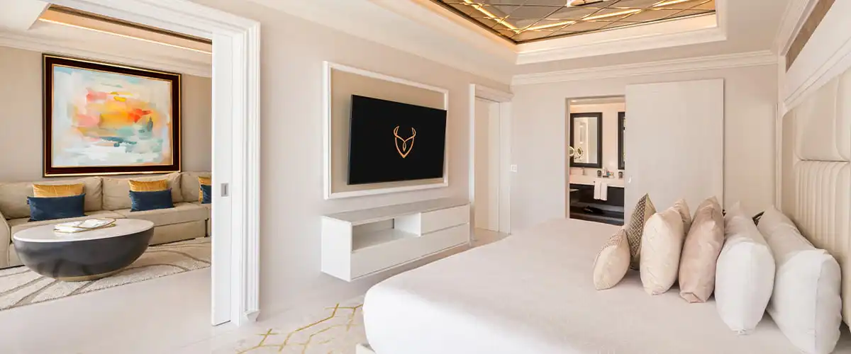 Mansion Royal Oceanfront Suites